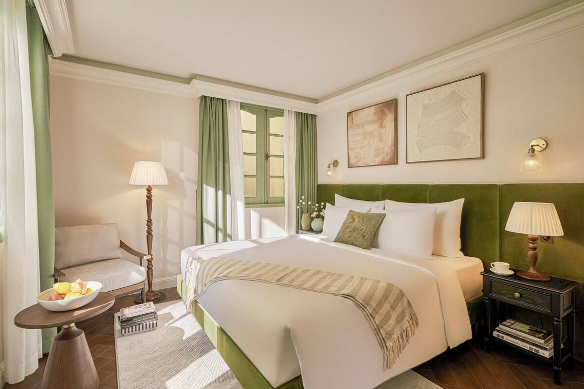 In-room safe, blackout curtains, iron/ironing board, free WiFi