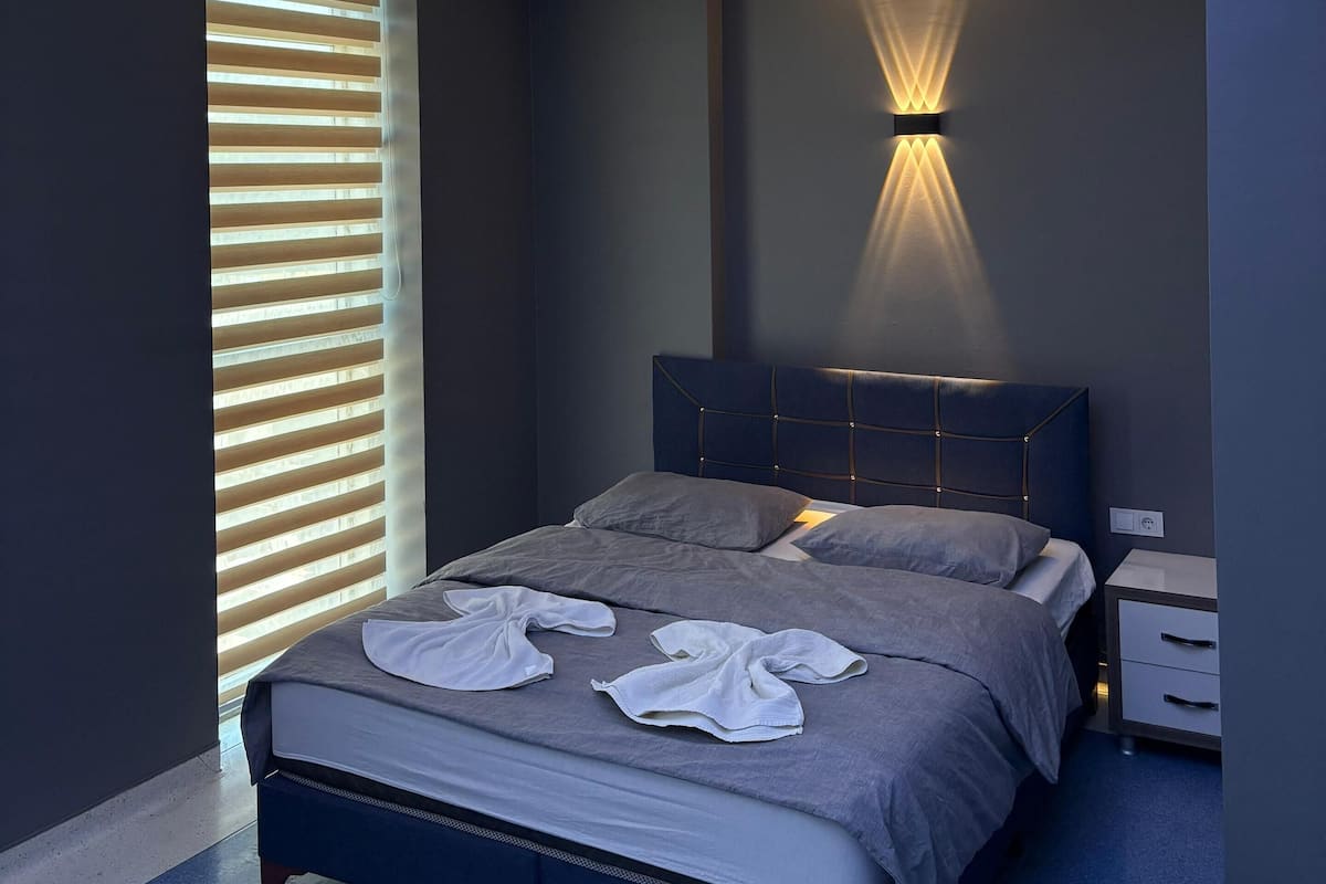 Habitación económica | 1 habitación, ropa de cama de alta calidad y escritorio