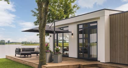Luxurious Holiday Home Nearby the Lower Rhine