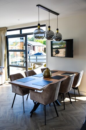 經典單棟房屋, 3 間臥室 | 用餐區