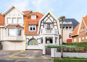 House | Exterior