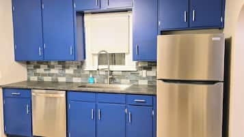 Microones, forn, placa de cuina i rentaplats