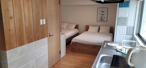 1 bedroom, desk, iron/ironing board, free WiFi