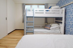 1 bedroom, desk, iron/ironing board, free WiFi