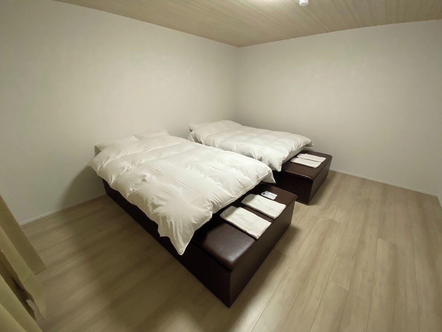 3 habitaciones, wifi gratis y ropa de cama 