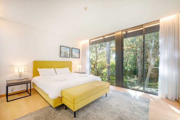 3 habitaciones, internet y ropa de cama 