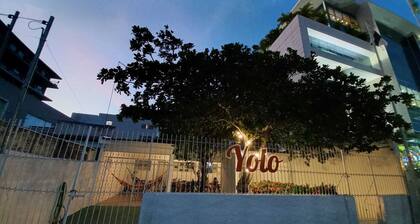 Yolo Hostel