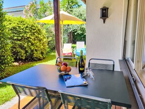 Outdoor dining - Villetta Isabella by Interhome (Ascona)