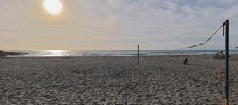 Exclusive La Union Beachfront Villa: 4-BR, 2 Pools, Jacuzzi & Rooftop Lounge