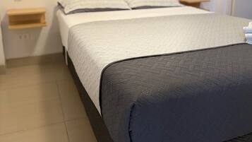Quarto casal ou duplo clássico, para não fumantes | Wi-Fi de cortesia