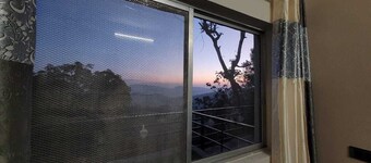 Sunset View Point Homestay