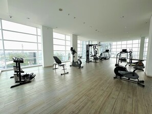 Gym - Howard Johnson by Wyndham Tangerang (Tangerang)