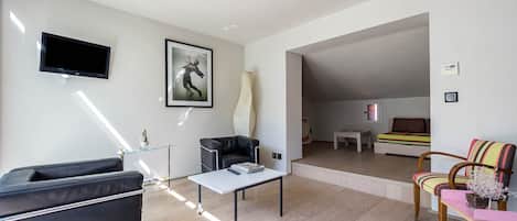 Télévision, table de tennis de table