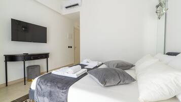Doppia Superior, bagno privato, vista città (Pirandello) | Lenzuola Frette, biancheria da letto di alta qualità