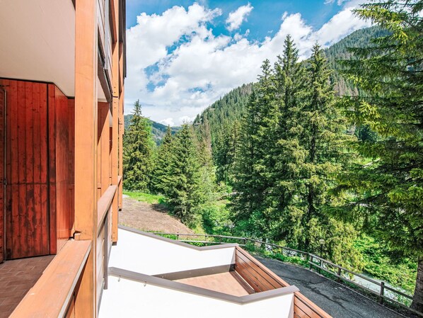 Property grounds - Nice apartment for 5 people with WIFI, TV and balcony (Canazei)