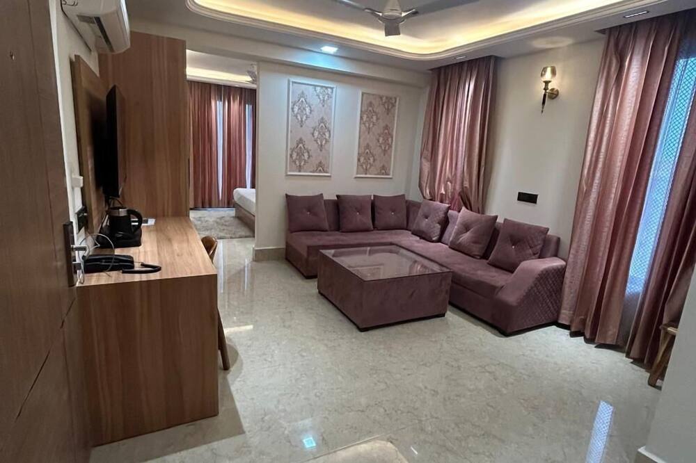 AATITHYAM RESIDENCY