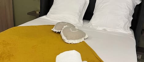 1 chambre, fer et planche Ă repasser, lit parapluie, Wi-Fi