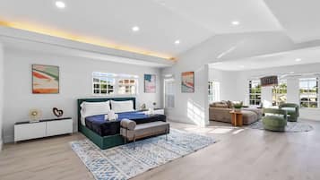 6 bedrooms, WiFi