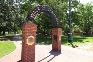 Property grounds - Florence on the Square | Best Playoff Weekend Rate (Oxford)