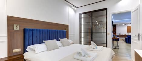 2 Schlafzimmer, Schreibtisch, Bügeleisen/Bügelbrett, Internetzugang