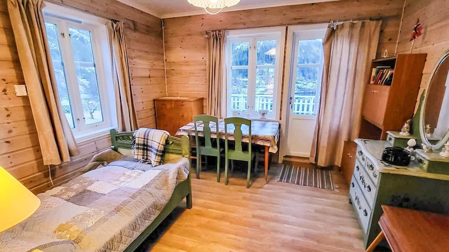 12 Person Holiday Home in Masfjordnes