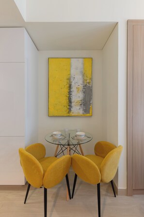 1 bedroom, soundproofing, free WiFi - Bright and cozy studio in Azizi Riviera (Dubai)