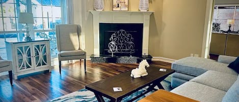 Smart TV, fireplace, DVD player, books