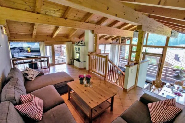 House | Living room