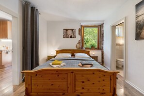 1 bedroom, free WiFi, bed sheets - Apartment 'Vital Art Naturgarten' with Private Terrace, Shared Garden and Wi-Fi (Zweibrücken)