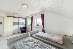 1 bedroom, iron/ironing board, free WiFi, bed sheets