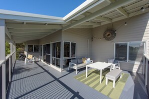 Exterior - Yarrimbah Holiday Retreat (Peppermint Grove Beach)