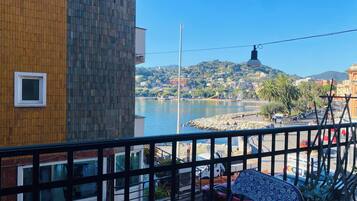 Kondo Mewah, balkon, pemandangan laut | Pemandangan balkon