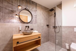 Bathroom - Exclusive Apartment in Fiss (Fiss)