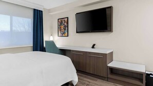 Room - Latitude Suites Tinton Falls Eatontown Bw Premier (Tinton Falls)