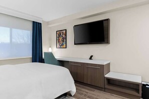 Room - Latitude Suites Tinton Falls Eatontown Bw Premier (Tinton Falls)