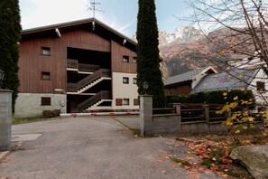 Esterni