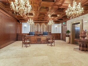 Lobby sitting area - Sarovar Premiere Srinagar (Srinagar)