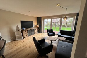 Smart-TV, Videospiele, Stereoanlage