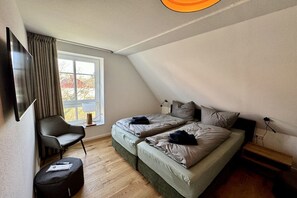 2 Schlafzimmer, Bügeleisen/Bügelbrett, kostenloses WLAN, Bettwäsche