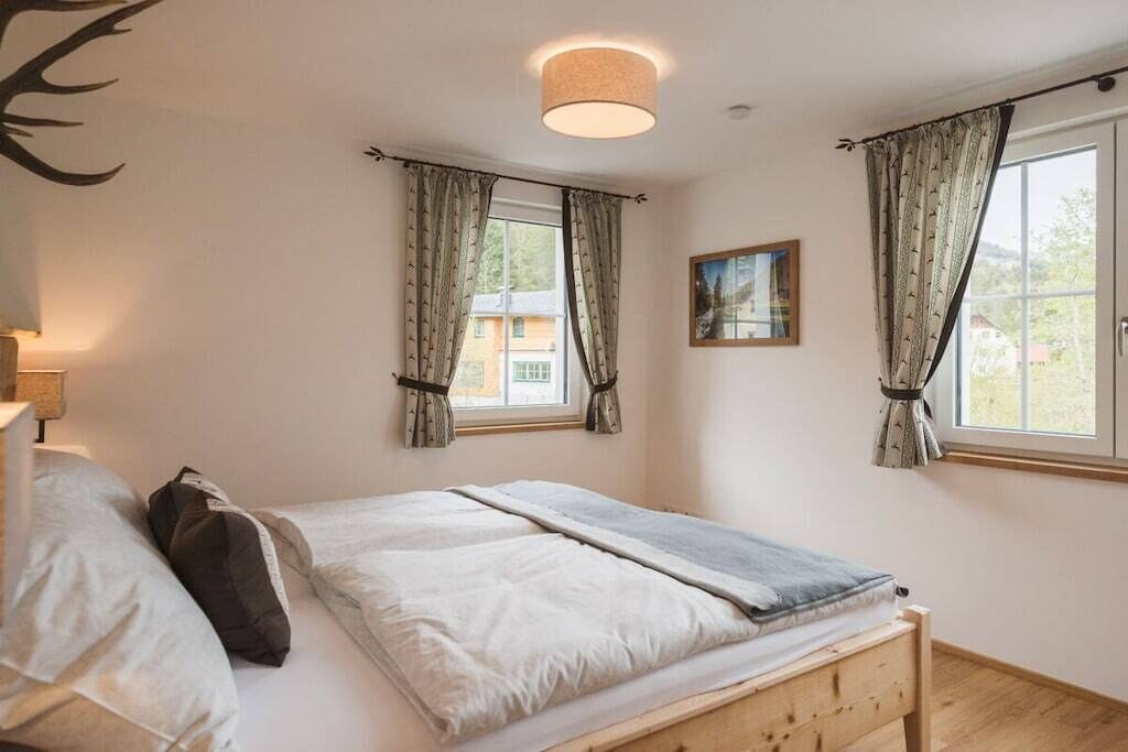 2 Schlafzimmer, Bügeleisen/Bügelbrett, Reisekinderbett, kostenloses WLAN