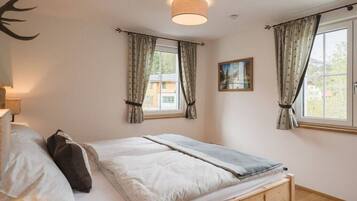 2 Schlafzimmer, Bügeleisen/Bügelbrett, Reisekinderbett, kostenloses WLAN