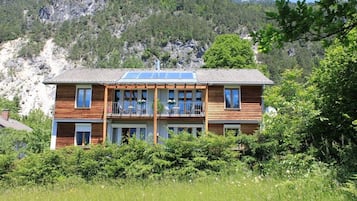 Esterni