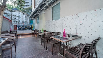 Desayuno buffet incluido todos los días