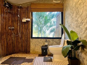 Exclusive Villa Bamboo Mountain View | ห้องน้  ำ