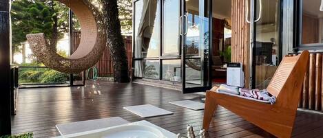 Exclusive Villa Bamboo Mountain View | Terrace/patio