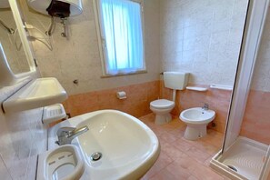 Dutxa i bidet