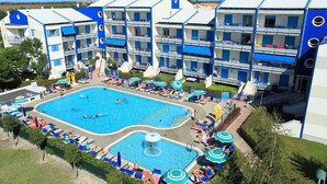 Pool - Relaxing Coastal Stay in Lido Altanea (Caorle (VE))