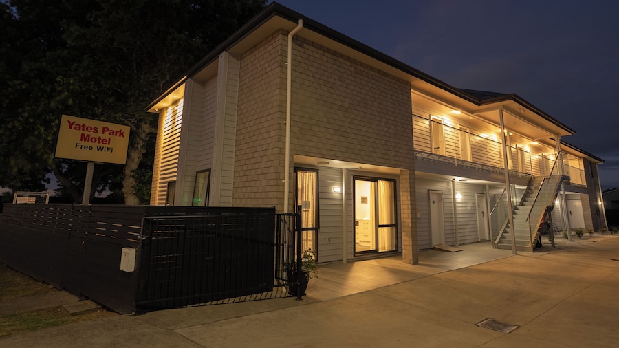 Yates Park Motel