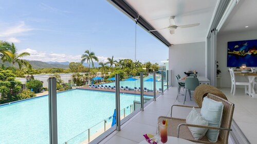54 Pool Resort | Port Douglas