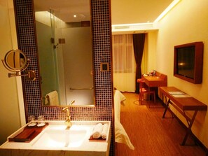 Bathroom - James Joyce Coffetel (Qinhuangdao)